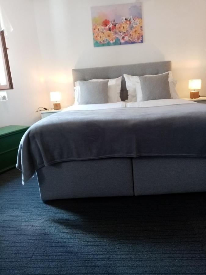 מוטובון Rooms Serafin מראה חיצוני תמונה