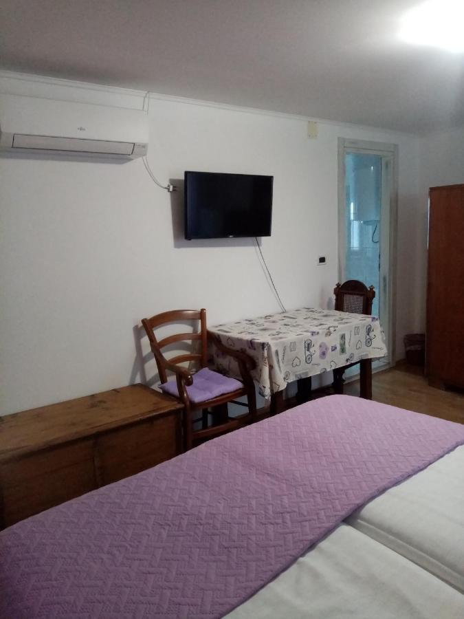 מוטובון Rooms Serafin מראה חיצוני תמונה