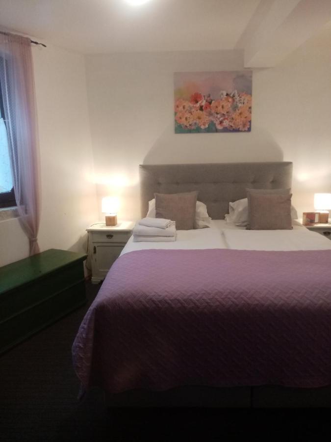 מוטובון Rooms Serafin מראה חיצוני תמונה