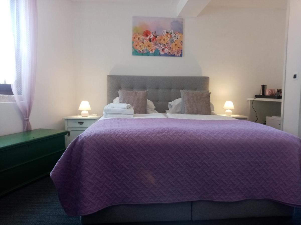 מוטובון Rooms Serafin מראה חיצוני תמונה